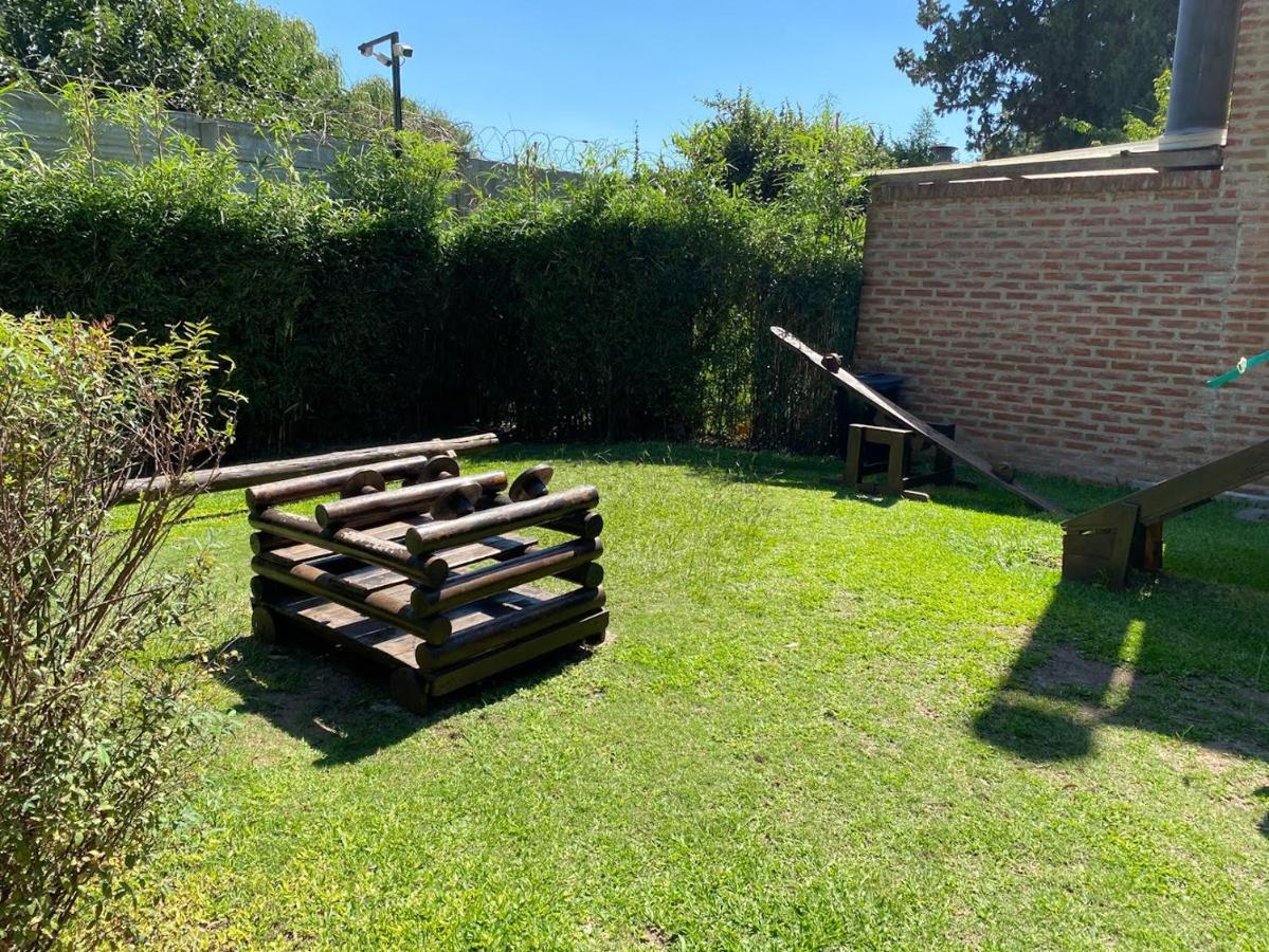 Hermoso Apartamento En Country Hosp Univ Austral Pilar  Exteriör bild
