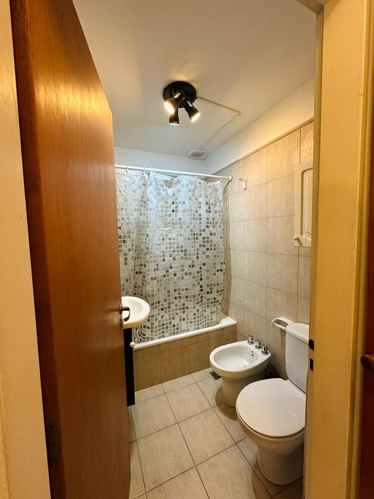 Hermoso Apartamento En Country Hosp Univ Austral Pilar  Exteriör bild